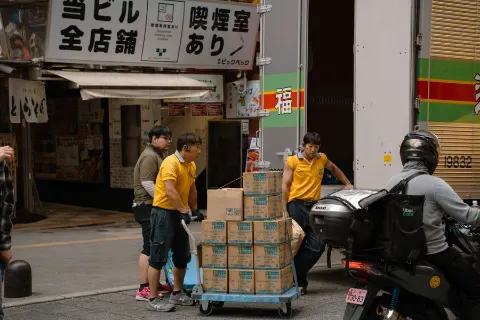 日本の現場で働く人